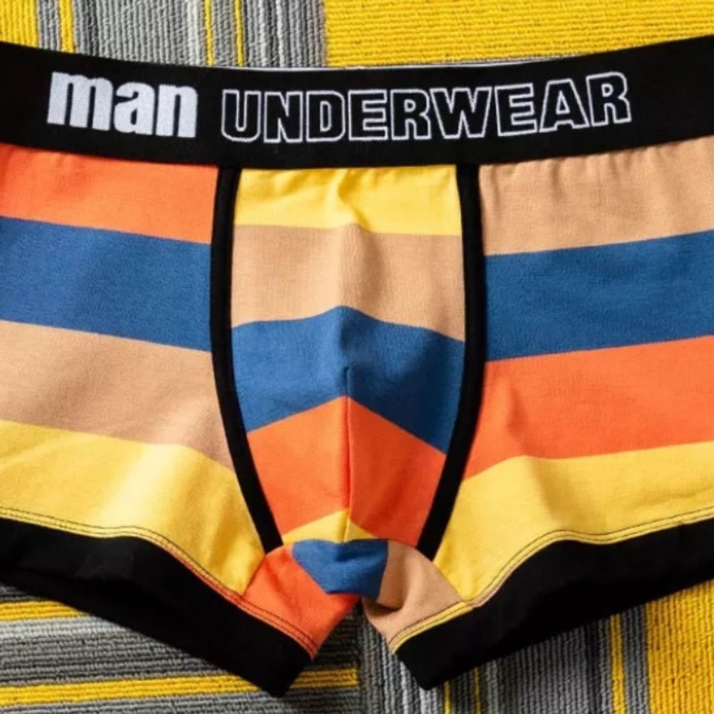 Men’s cute underwear. Size large. Fits like a medium.